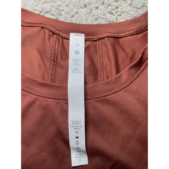 Lululemon Muscle Love Crop Tank Size 10 Orange Red Classic Sports Logo - Picture 3 of 5